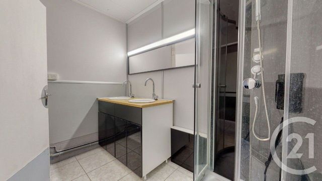 Appartement F4 à vendre - 4 pièces - 75,31 m2 - Thiais - 94 - ILE-DE-FRANCE