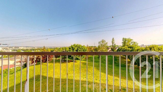 Appartement F4 à vendre - 4 pièces - 75,31 m2 - Thiais - 94 - ILE-DE-FRANCE