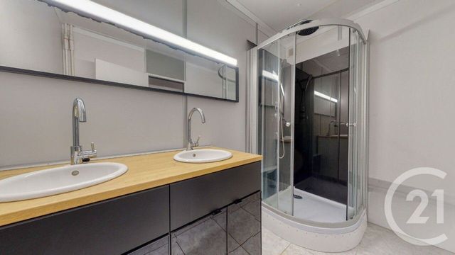 Appartement F4 à vendre - 4 pièces - 75,31 m2 - Thiais - 94 - ILE-DE-FRANCE