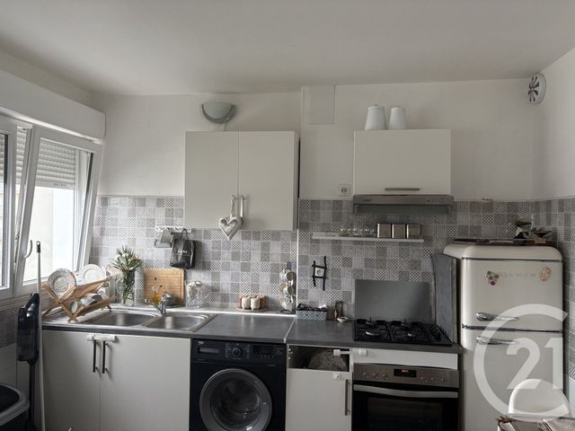 Appartement F3 à vendre - 3 pièces - 54,90 m2 - L Hay Les Roses - 94 - ILE-DE-FRANCE