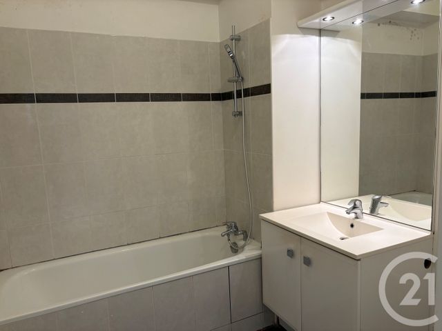 Appartement F4 &agrave; vendre - 4 pi&egrave;ces - 72,75 m2 - L Hay Les Roses - 94 - ILE-DE-FRANCE