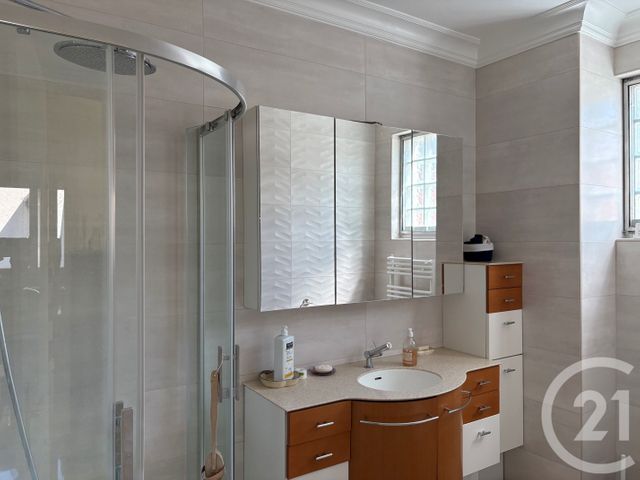 Maison &agrave; louer - 1 pi&egrave;ce - 9,41 m2 - Chevilly Larue - 94 - ILE-DE-FRANCE
