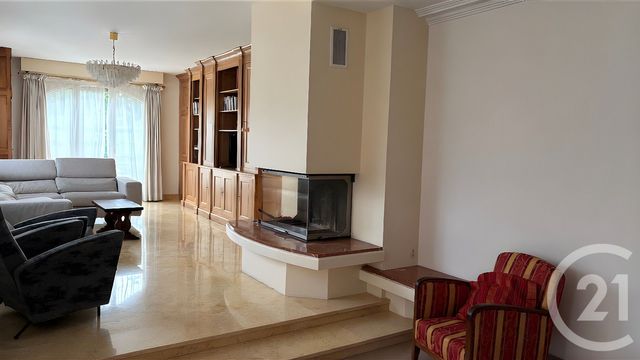 Maison &agrave; louer - 1 pi&egrave;ce - 13,53 m2 - Chevilly Larue - 94 - ILE-DE-FRANCE