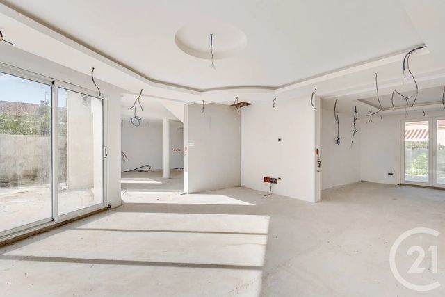 Maison &agrave; vendre - 7 pi&egrave;ces - 183,87 m2 - Villejuif - 94 - ILE-DE-FRANCE