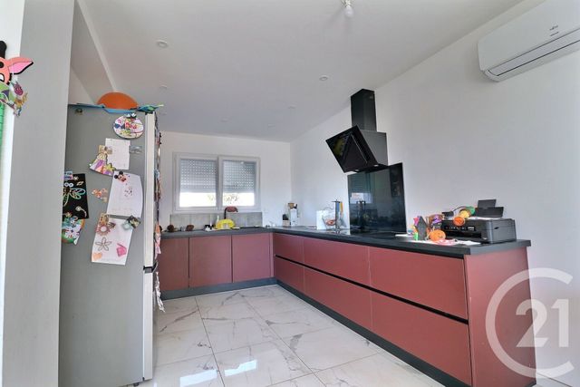 Maison &agrave; louer - 4 pi&egrave;ces - 90,67 m2 - Chateau Gaillard - 01 - RHONE-ALPES