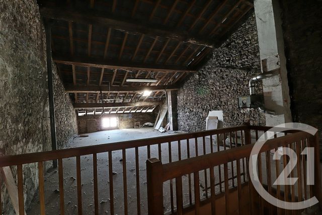 Appartement &agrave; vendre - 6 pi&egrave;ces - 220,57 m2 - Poncin - 01 - RHONE-ALPES