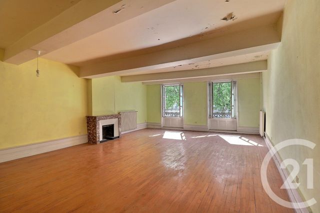 Appartement &agrave; vendre - 6 pi&egrave;ces - 220,57 m2 - Poncin - 01 - RHONE-ALPES