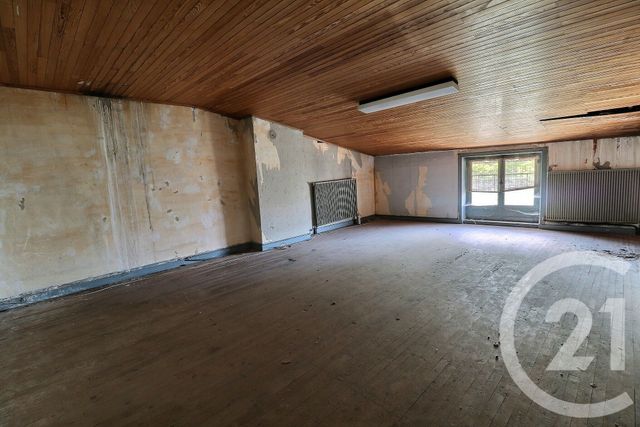 Appartement &agrave; vendre - 6 pi&egrave;ces - 220,57 m2 - Poncin - 01 - RHONE-ALPES