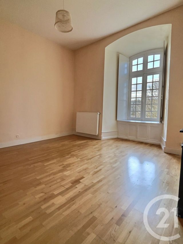 Appartement &agrave; louer - 3 pi&egrave;ces - 82,20 m2 - Pont D Ain - 01 - RHONE-ALPES