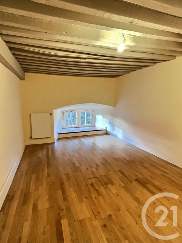 Appartement &agrave; louer - 3 pi&egrave;ces - 82,20 m2 - Pont D Ain - 01 - RHONE-ALPES