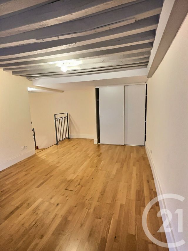 Appartement &agrave; louer - 3 pi&egrave;ces - 82,20 m2 - Pont D Ain - 01 - RHONE-ALPES