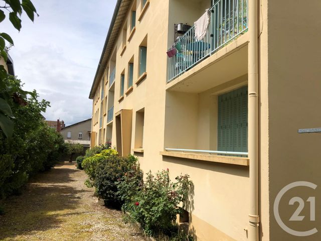 Appartement &agrave; louer - 3 pi&egrave;ces - 57,38 m2 - Amberieu En Bugey - 01 - RHONE-ALPES