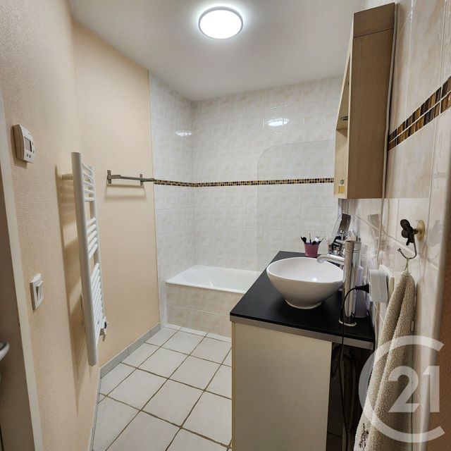 Appartement F3 &agrave; vendre - 3 pi&egrave;ces - 84,28 m2 - Amberieu En Bugey - 01 - RHONE-ALPES