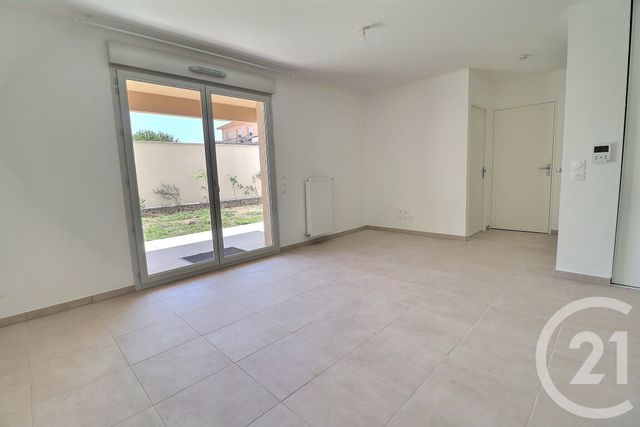 Appartement &agrave; louer - 2 pi&egrave;ces - 42 m2 - Amberieu En Bugey - 01 - RHONE-ALPES