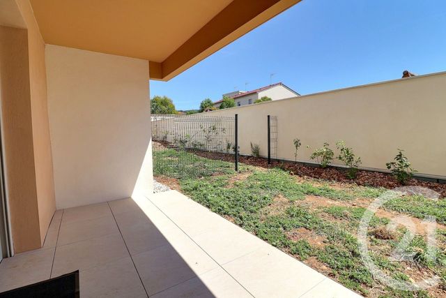 Appartement &agrave; louer - 2 pi&egrave;ces - 42 m2 - Amberieu En Bugey - 01 - RHONE-ALPES