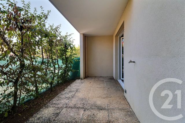 Appartement &agrave; louer - 2 pi&egrave;ces - 37 m2 - Amberieu En Bugey - 01 - RHONE-ALPES