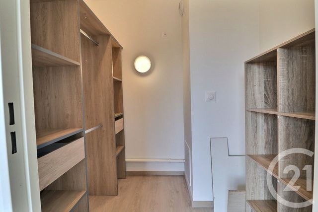 Appartement T4 &agrave; louer - 4 pi&egrave;ces - 98,55 m2 - Amberieu En Bugey - 01 - RHONE-ALPES