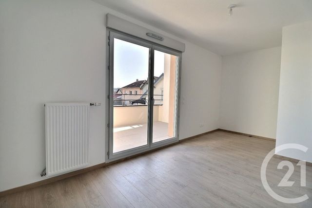 Appartement T4 &agrave; louer - 4 pi&egrave;ces - 98,55 m2 - Amberieu En Bugey - 01 - RHONE-ALPES