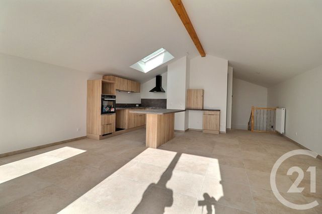 Appartement T4 &agrave; louer - 4 pi&egrave;ces - 98,55 m2 - Amberieu En Bugey - 01 - RHONE-ALPES