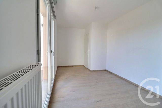 Appartement T4 &agrave; louer - 4 pi&egrave;ces - 98,55 m2 - Amberieu En Bugey - 01 - RHONE-ALPES