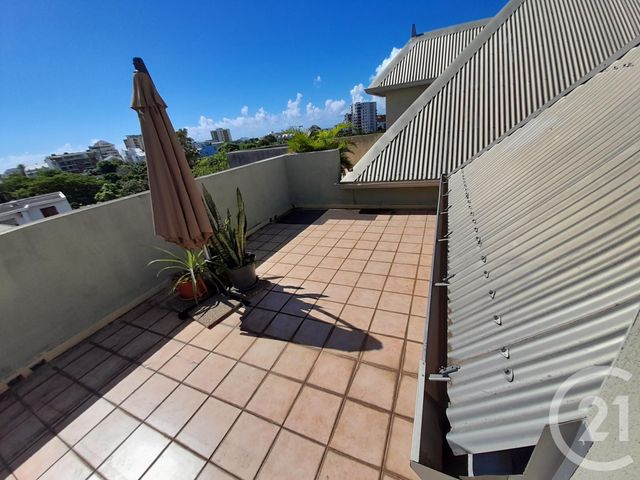 Appartement Duplex &agrave; vendre - 3 pi&egrave;ces - 90 m2 - St Denis - 974 - REUNION