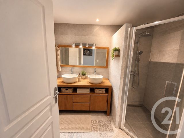 Appartement F4 &agrave; vendre - 4 pi&egrave;ces - 104,99 m2 - St Denis - 974 - REUNION