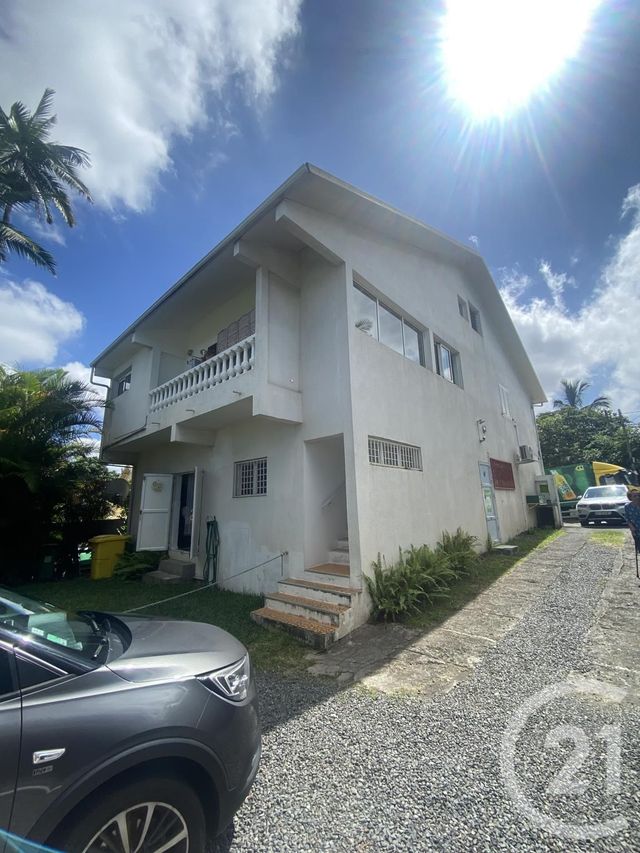 Maison à vendre - 12 pièces - 379 m2 - St Pierre - 974 - REUNION