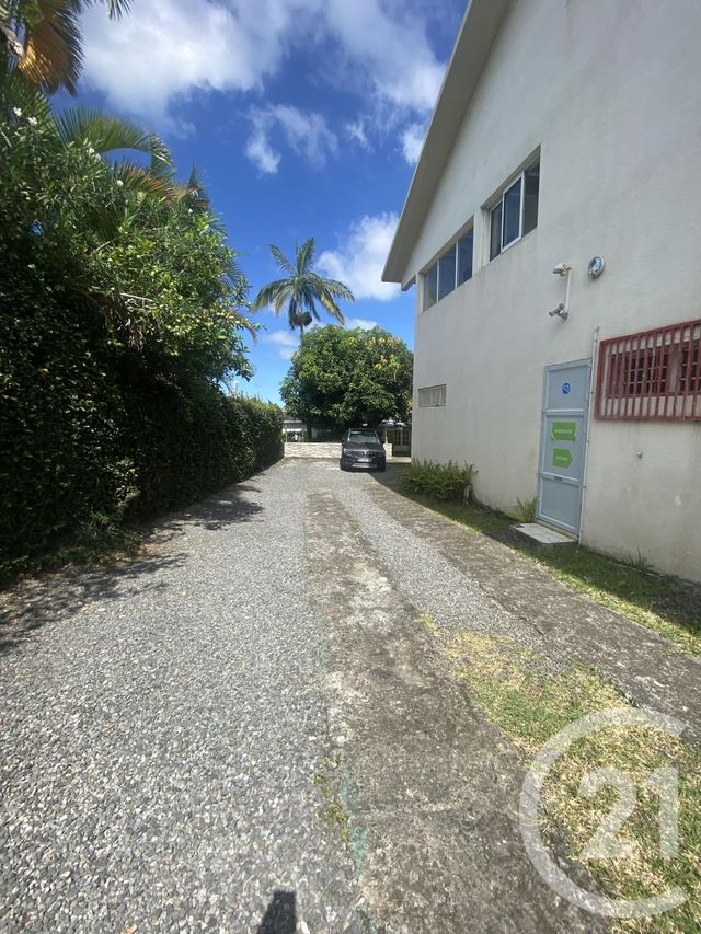 Maison à vendre - 12 pièces - 379 m2 - St Pierre - 974 - REUNION