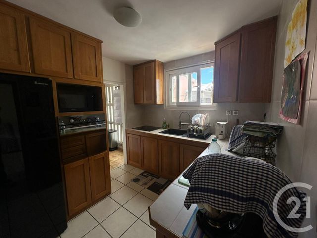 Appartement F4 à vendre - 4 pièces - 76,99 m2 - St Denis - 974 - REUNION