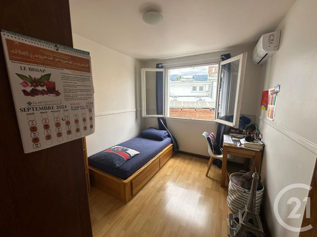 Appartement F4 à vendre - 4 pièces - 76,99 m2 - St Denis - 974 - REUNION