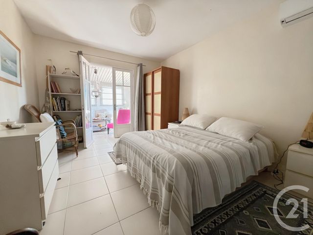 Maison &agrave; vendre - 6 pi&egrave;ces - 202 m2 - St Denis - 974 - REUNION