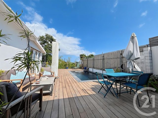 Maison &agrave; vendre - 6 pi&egrave;ces - 202 m2 - St Denis - 974 - REUNION