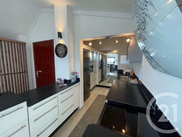 Appartement F4 à vendre - 4 pièces - 130 m2 - St Denis - 974 - REUNION