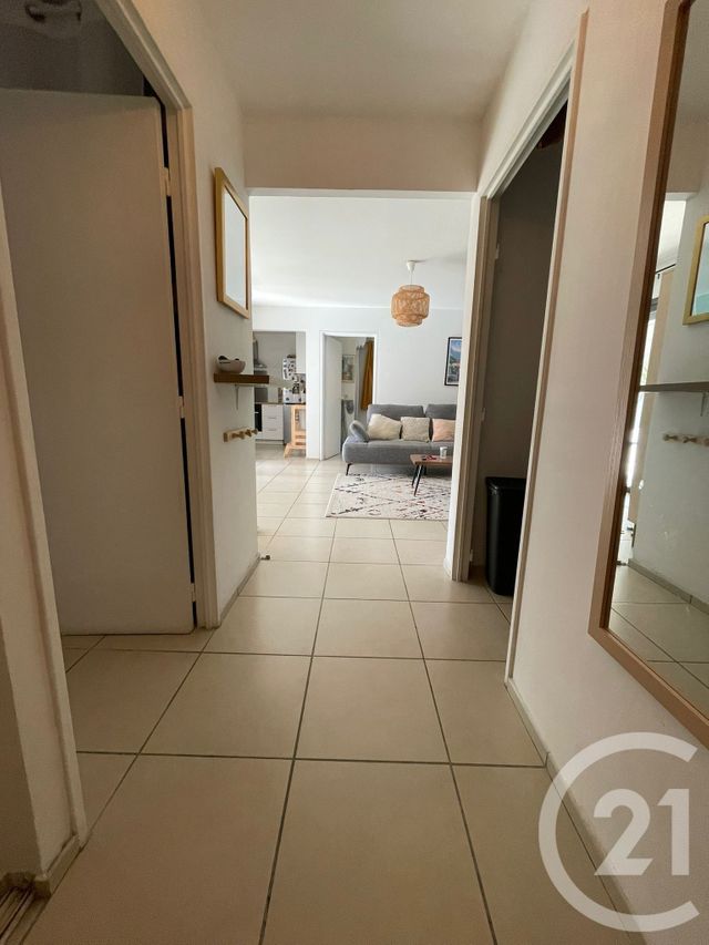 Appartement F3 à vendre - 3 pièces - 59,88 m2 - St Paul - 974 - REUNION