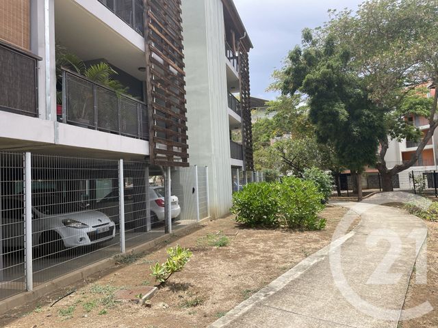 Appartement F3 à vendre - 3 pièces - 59,88 m2 - St Paul - 974 - REUNION
