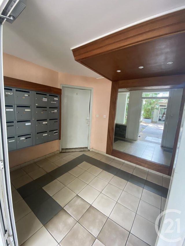 Appartement F2 &agrave; vendre - 2 pi&egrave;ces - 38 m2 - Ste Marie - 974 - REUNION