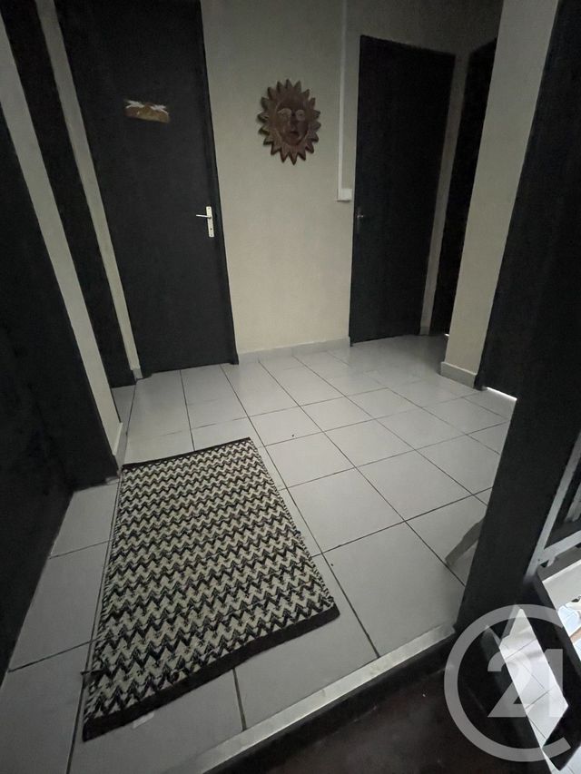 Maison &agrave; vendre - 4 pi&egrave;ces - 79,09 m2 - Ste Marie - 974 - REUNION