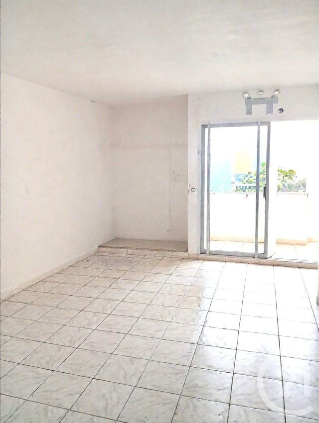 Appartement F1 &agrave; vendre - 1 pi&egrave;ce - 33 m2 - St Denis - 974 - REUNION