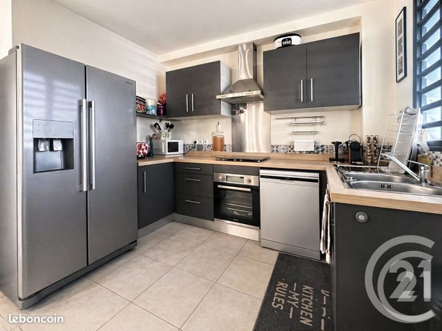 Appartement F3 &agrave; vendre - 3 pi&egrave;ces - 70,60 m2 - La Possession - 974 - REUNION