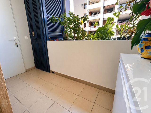 Appartement F3 &agrave; vendre - 3 pi&egrave;ces - 70,60 m2 - La Possession - 974 - REUNION