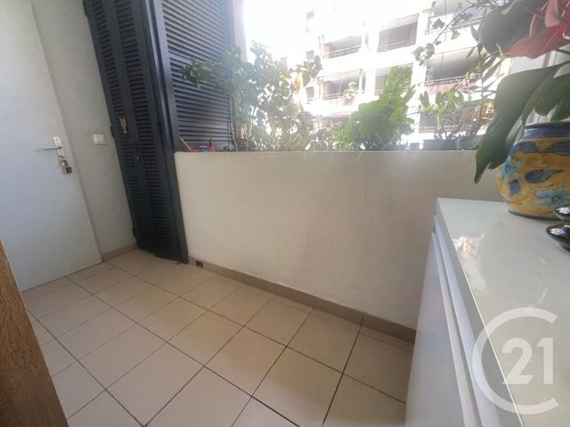 Appartement F3 &agrave; vendre - 3 pi&egrave;ces - 70,60 m2 - La Possession - 974 - REUNION