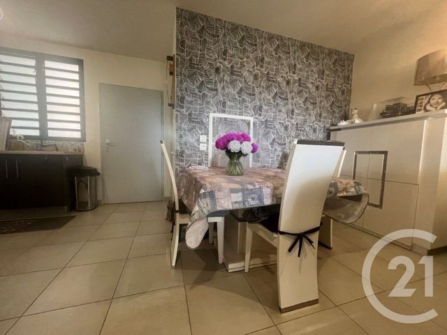Appartement F3 &agrave; vendre - 3 pi&egrave;ces - 70,60 m2 - La Possession - 974 - REUNION