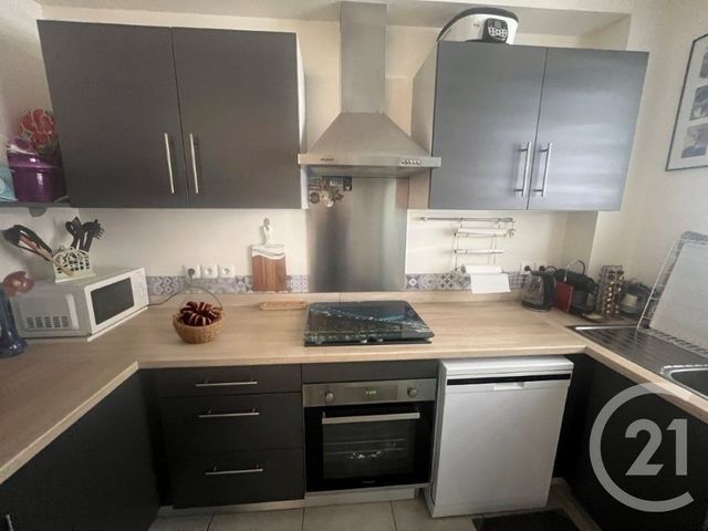 Appartement F3 &agrave; vendre - 3 pi&egrave;ces - 70,60 m2 - La Possession - 974 - REUNION