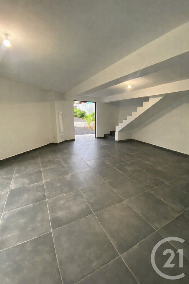 Maison &agrave; vendre - 4 pi&egrave;ces - 122 m2 - St Denis - 974 - REUNION