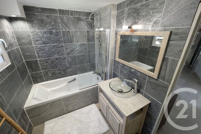 Maison &agrave; vendre - 5 pi&egrave;ces - 146,20 m2 - St Denis - 974 - REUNION