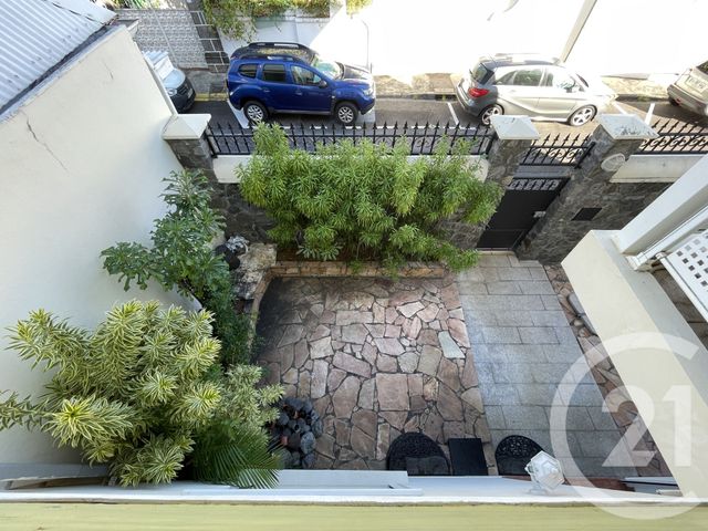 Maison &agrave; vendre - 8 pi&egrave;ces - 352,01 m2 - St Denis - 974 - REUNION