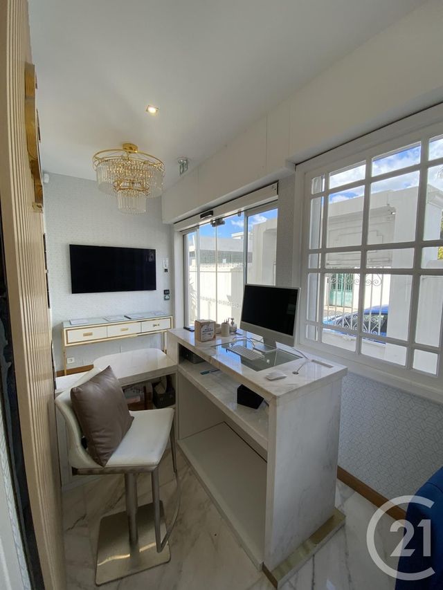 Maison &agrave; vendre - 15 pi&egrave;ces - 264 m2 - St Denis - 974 - REUNION