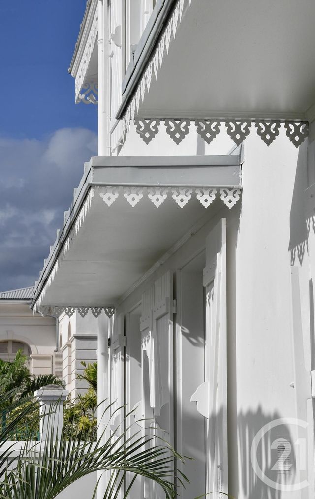 Maison &agrave; vendre - 15 pi&egrave;ces - 264 m2 - St Denis - 974 - REUNION