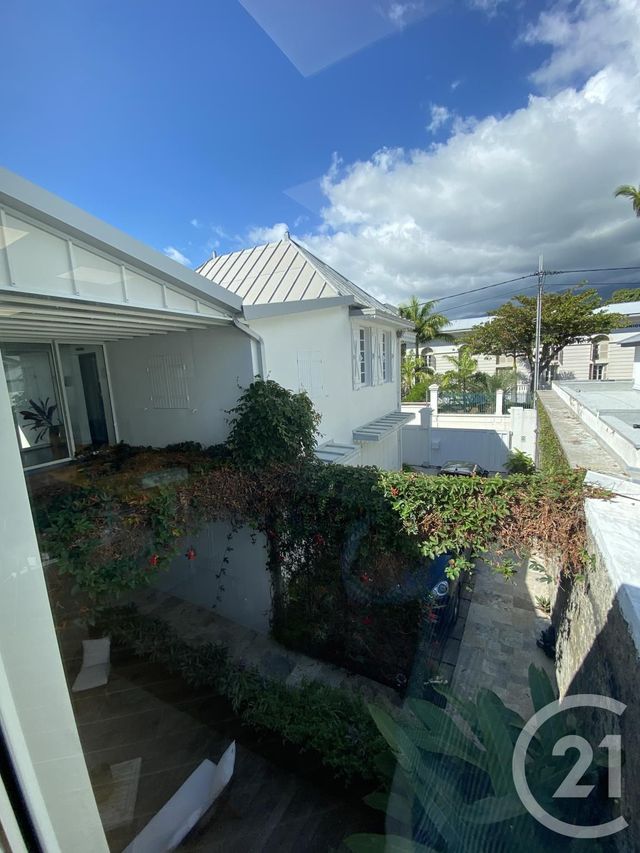Maison &agrave; vendre - 15 pi&egrave;ces - 264 m2 - St Denis - 974 - REUNION