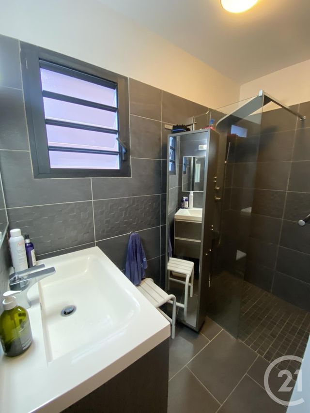 Maison &agrave; vendre - 5 pi&egrave;ces - 111 m2 - Ste Suzanne - 974 - REUNION